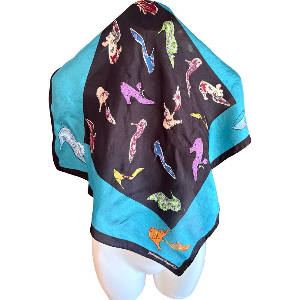 Vintage 1990’s Metropolitan Museum of Art Silk Scarf Shoes Seahorses Teal 21x21 - Picture 5 of 11